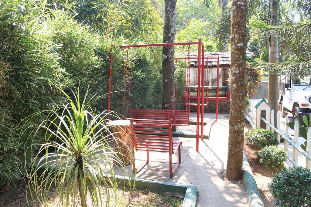 Green Ark Resorts Thekkady Bagian luar foto